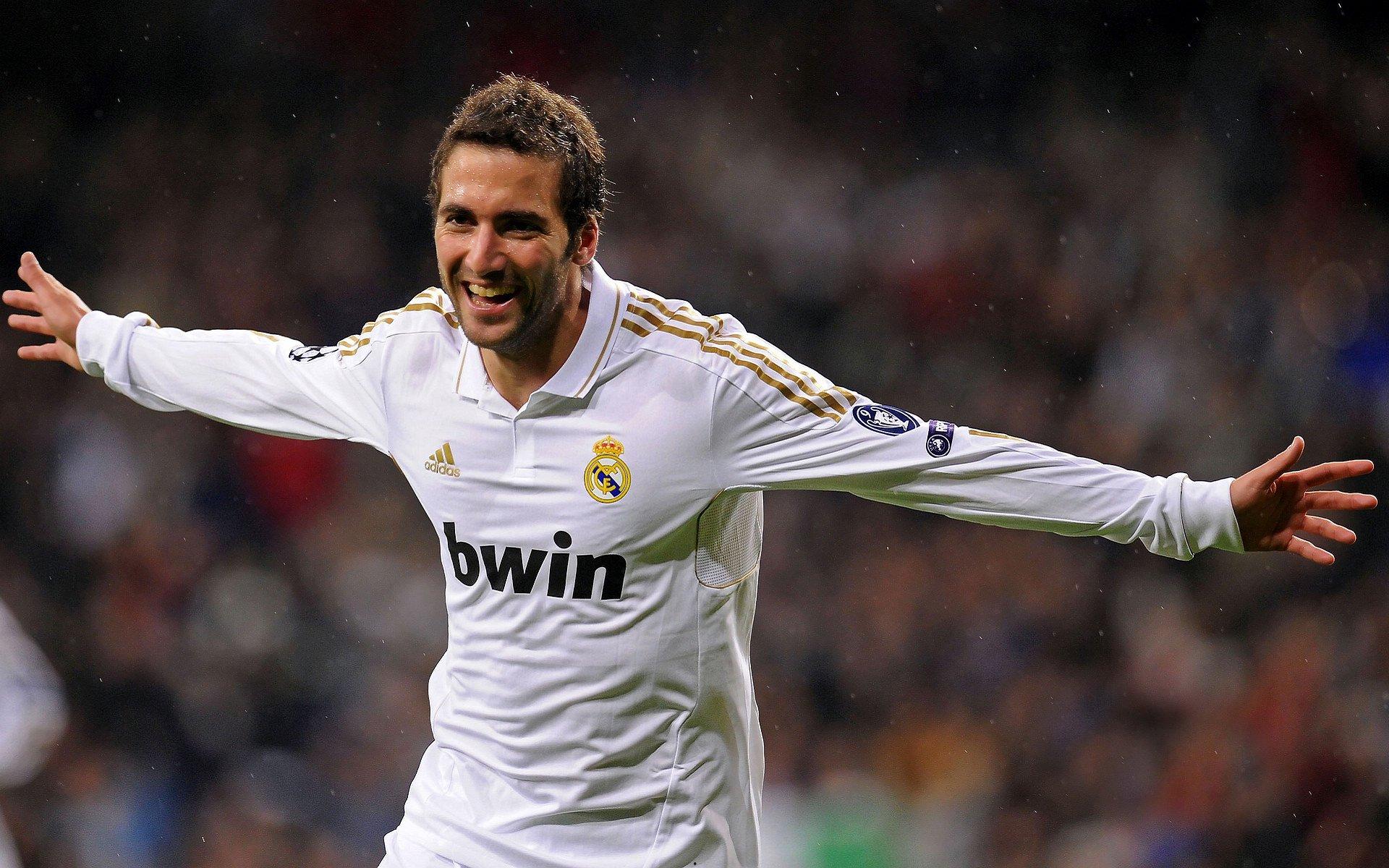 黄健翔点评巴黎蜕变，非战术革命而是返璞归真，技术、跑动、无私铸就胜利基因